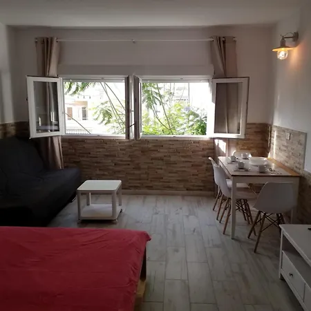 Apartamento Designer 1 Bedroom White Tree 2 Minutes To The In The Center, Puerto De La Cruz, Tenerife *